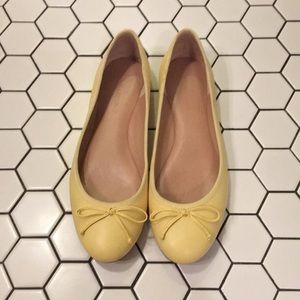 Banana Flats!!! 🍌